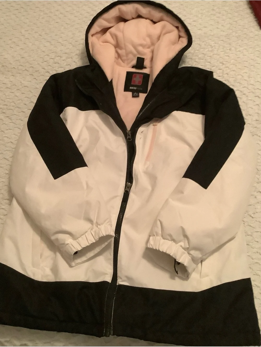 Swiss Tech Kids Two-Tone Hooded Puffer Jacket - White, Black & Pink Lining
